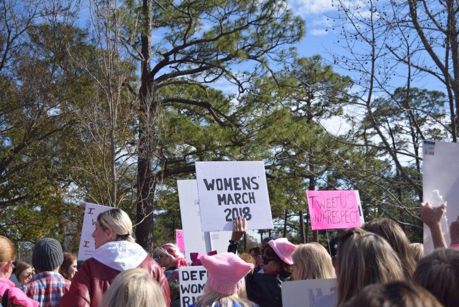 Mobile Gathers to Celebrate the Second Annual Women’s March