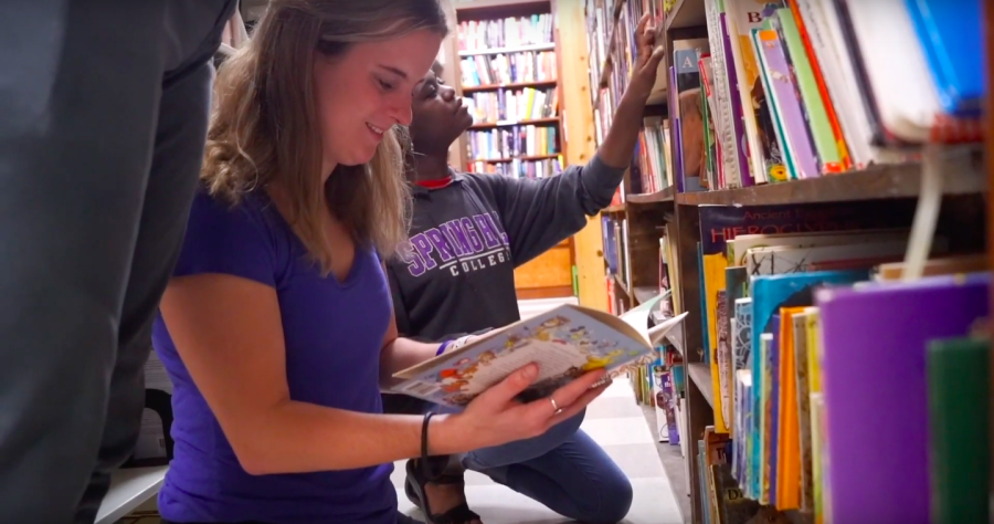 Book Nook Shares Love of Reading