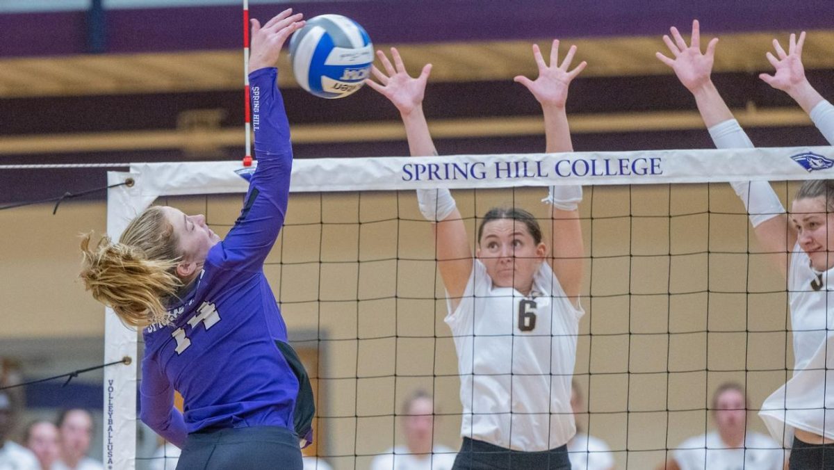Badgers Sweep Choctaws at Home